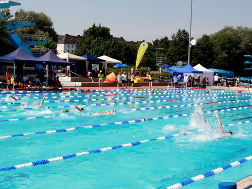 Oberfränkische Meisterschaft Schwimmen – Foto 60