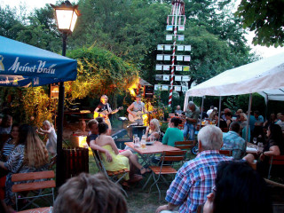 Vorschau des vorherigen Fotos
