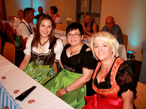 Sommerball O Zapft is Tanzschule Swing – Foto 3