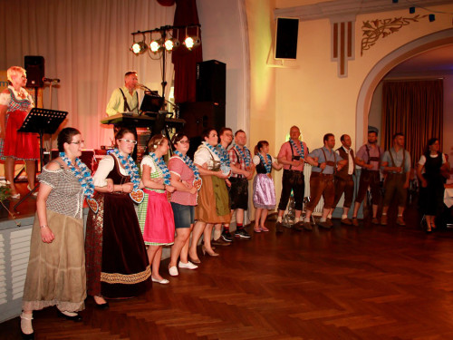 Sommerball O Zapft is Tanzschule Swing – Foto 22