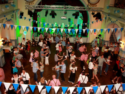 Sommerball O Zapft is Tanzschule Swing – Foto 39