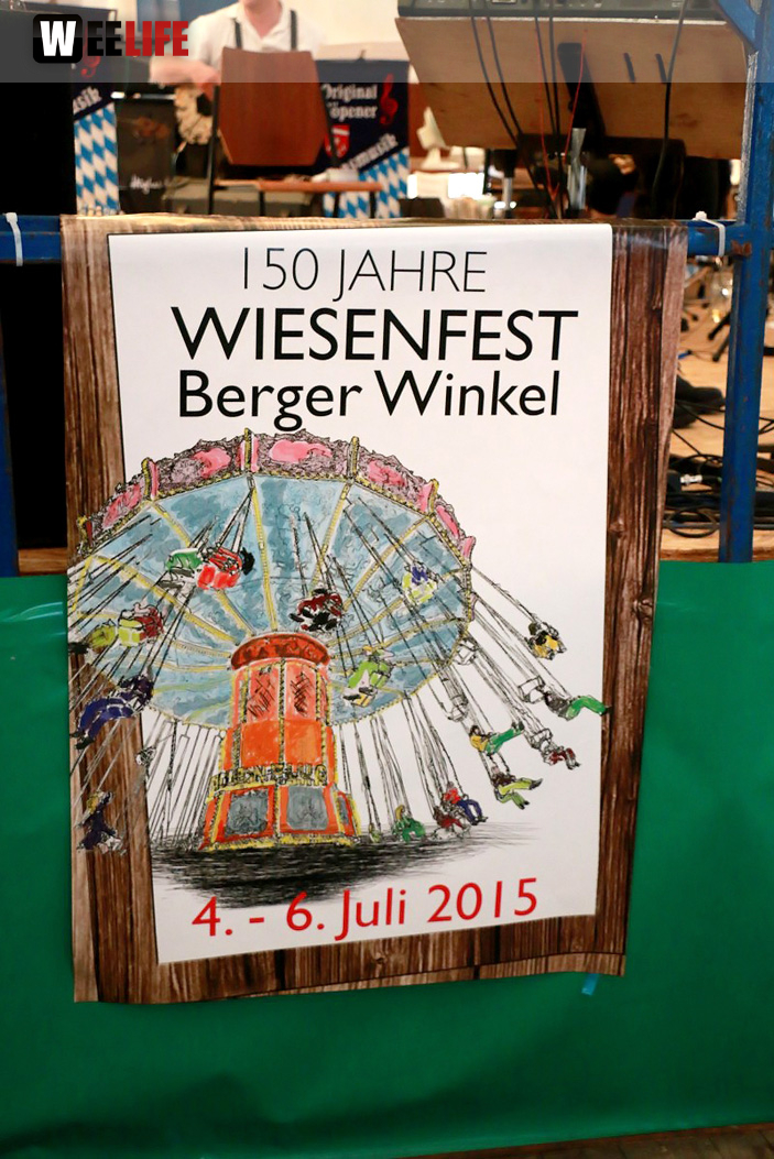150 Jahre Wiesenfest Berg mit histroische Wiesenspiele Töpener Blasmusik