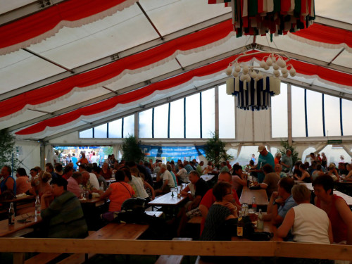 150 Jahre Wiesenfest Berg mit histroische Wiesenspiele Töpener Blasmusik – Foto 59