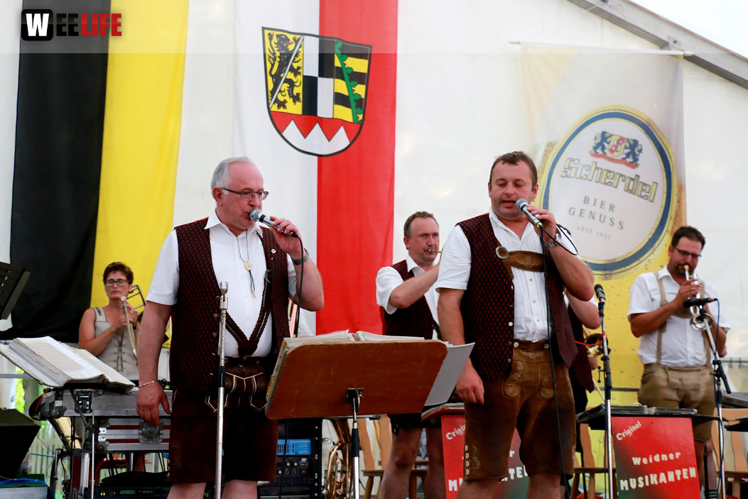 Heimat- u. Wiesenfest Oberkotzau Orginal Weidnermusikanten
