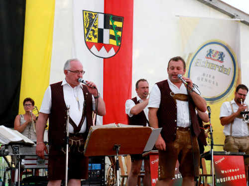 Heimat- u. Wiesenfest Oberkotzau Orginal Weidnermusikanten – Foto 11