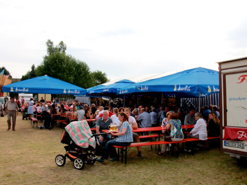 Wiesenfest Leupoldsgrün 2015 Abends – Foto 14