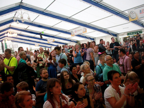 Wiesenfest Münchberg 2015 Dorfrocker – Foto 28