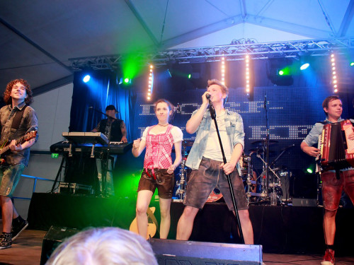 Wiesenfest Münchberg 2015 Dorfrocker – Foto 34