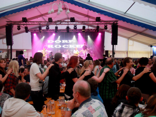 Wiesenfest Münchberg 2015 Dorfrocker – Foto 70