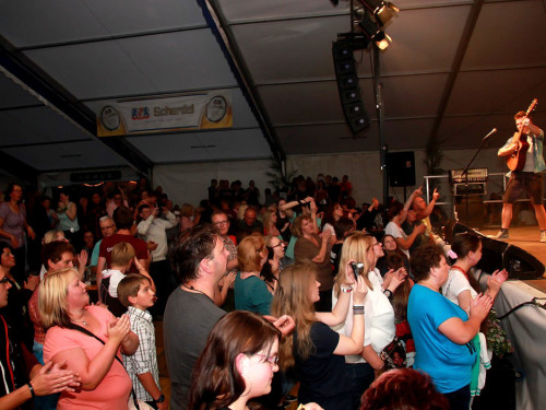 Wiesenfest Münchberg 2015 Dorfrocker – Foto 95
