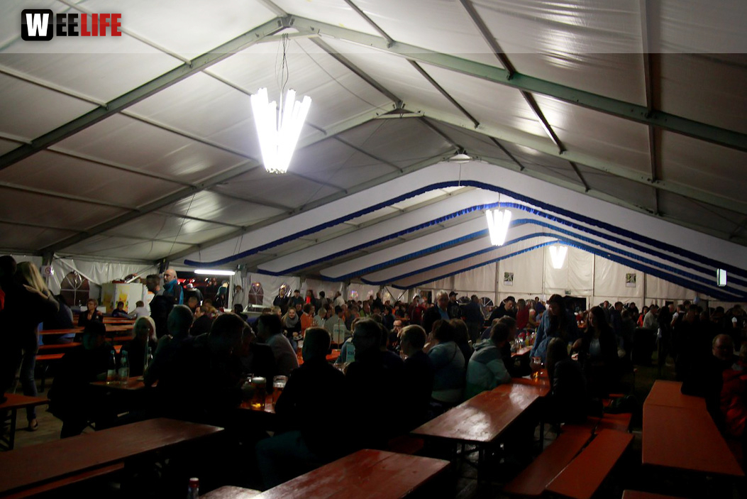 Wiesenfest Naila mit Pina Colada und Feuerwerk
