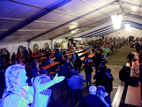 Wiesenfest Naila mit Pina Colada und Feuerwerk – Foto 12