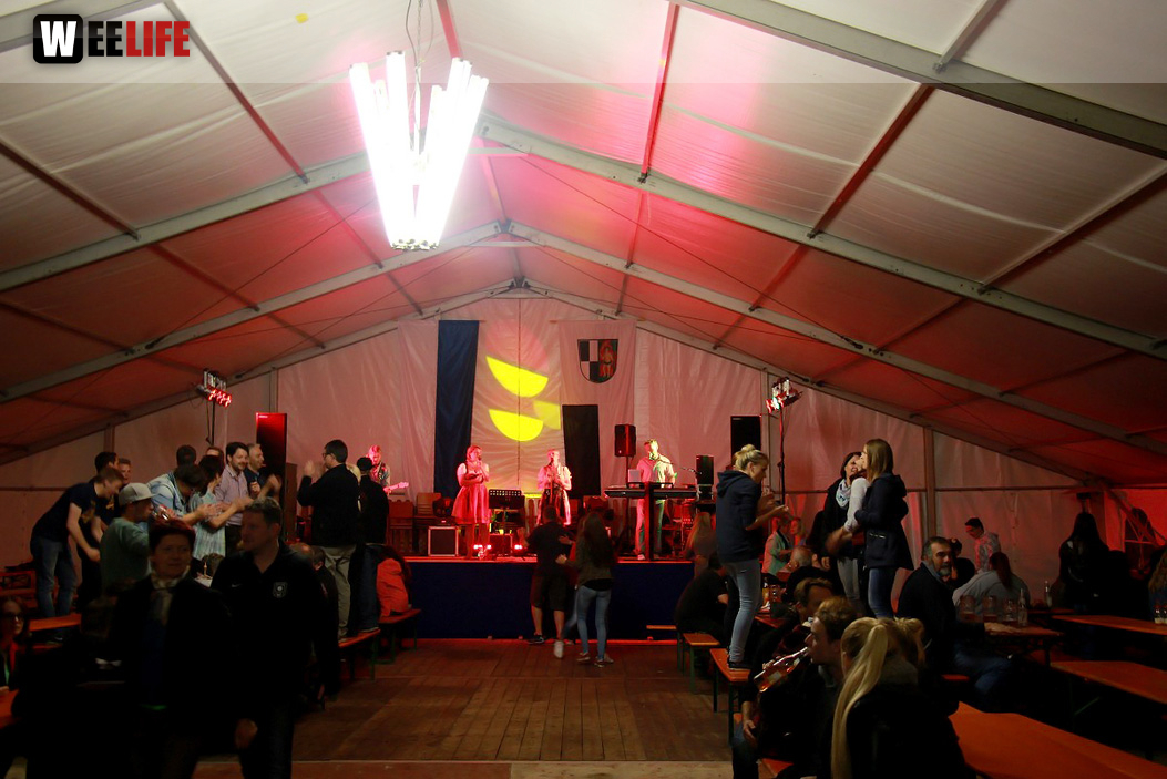 Wiesenfest Naila mit Pina Colada und Feuerwerk