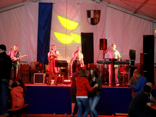 Wiesenfest Naila mit Pina Colada und Feuerwerk – Foto 34