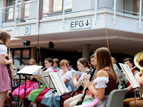 Sommerfest O zapft is – Foto 16