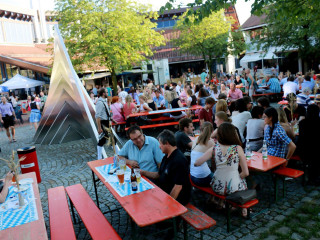 Vorschau des nächsten Fotos