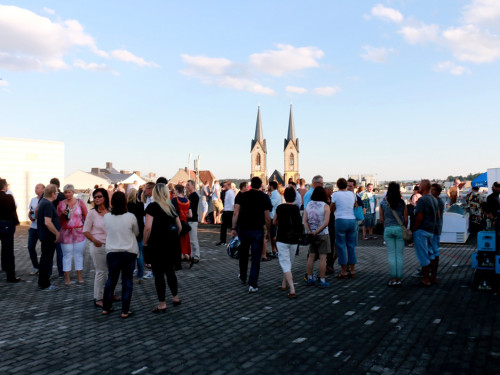 Innenhofkonzert Parkdeck Parkhaus Altstadt Fam. Münch – Foto 11