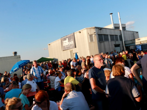 Innenhofkonzert Parkdeck Parkhaus Altstadt Fam. Münch – Foto 32