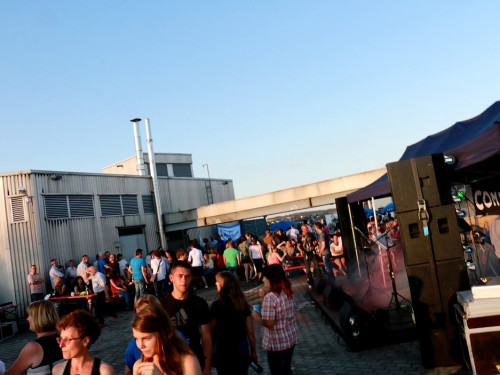Innenhofkonzert Parkdeck Parkhaus Altstadt Fam. Münch – Foto 49
