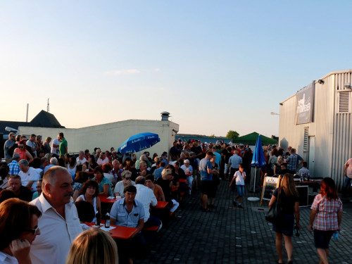 Innenhofkonzert Parkdeck Parkhaus Altstadt Fam. Münch – Foto 50