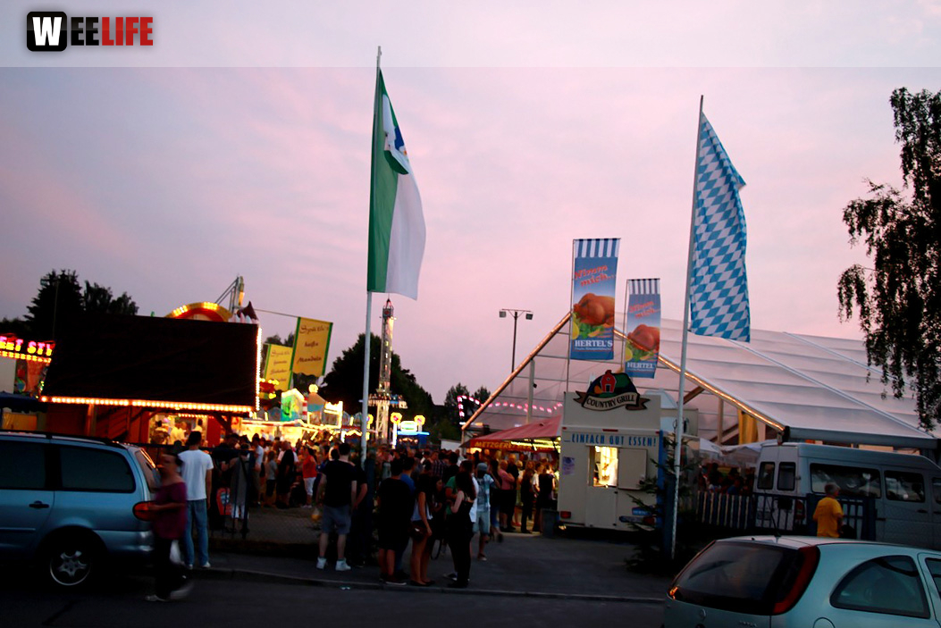 Wiesenfest Schwarzenbach Saale mit Partyteufel