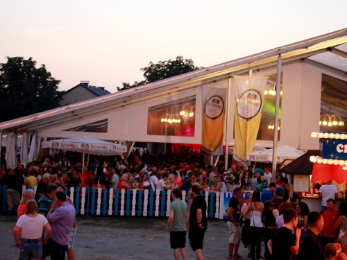 Wiesenfest Schwarzenbach Saale mit Partyteufel – Foto 10