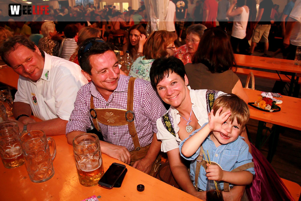 Wiesenfest Schwarzenbach Saale mit Partyteufel