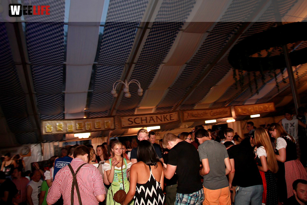 Wiesenfest Schwarzenbach Saale mit Partyteufel