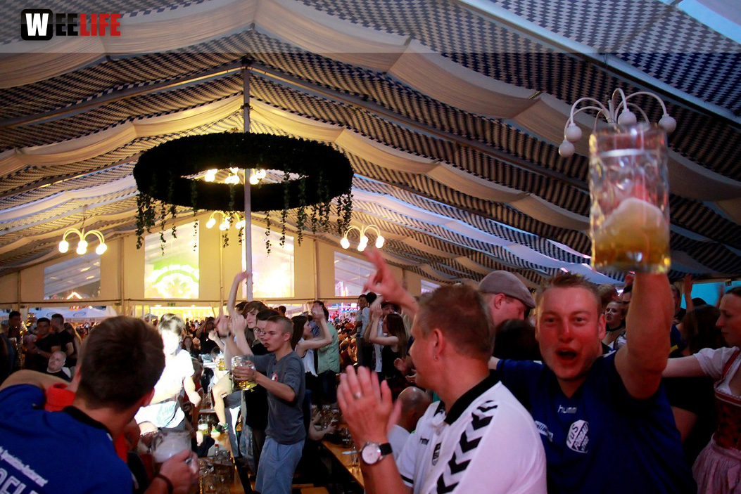 Wiesenfest Schwarzenbach Saale mit Partyteufel