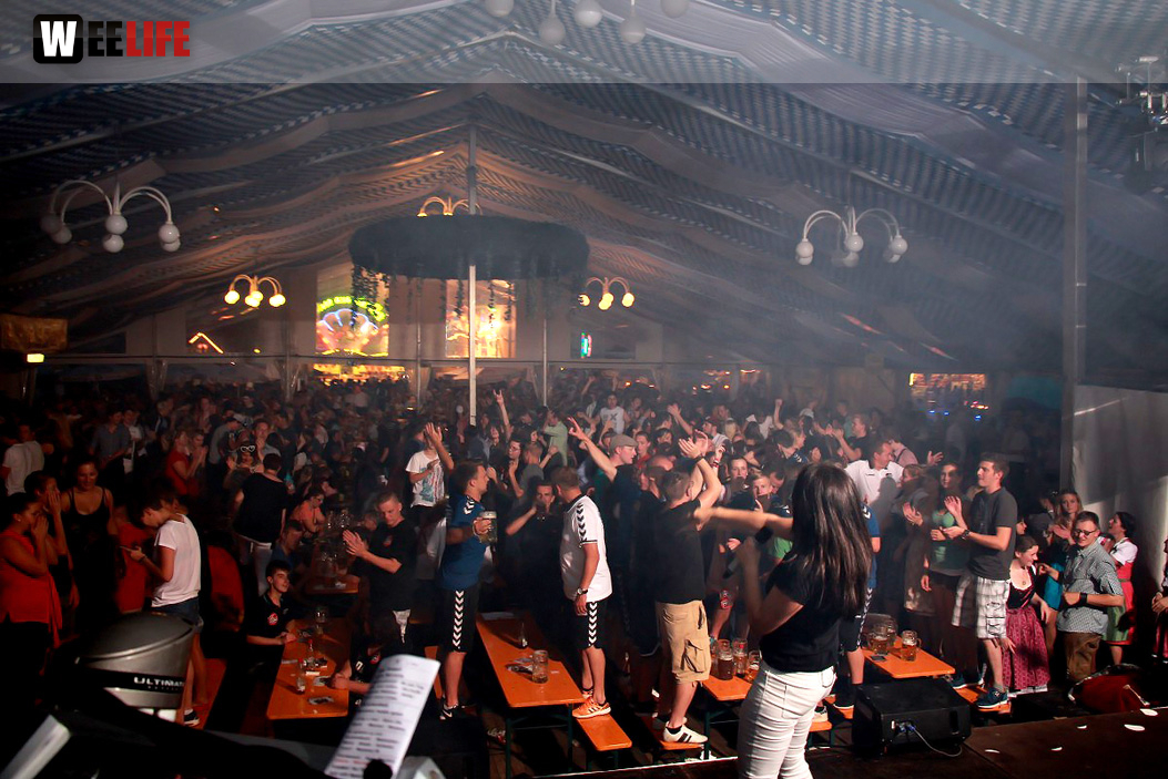 Wiesenfest Schwarzenbach Saale mit Partyteufel