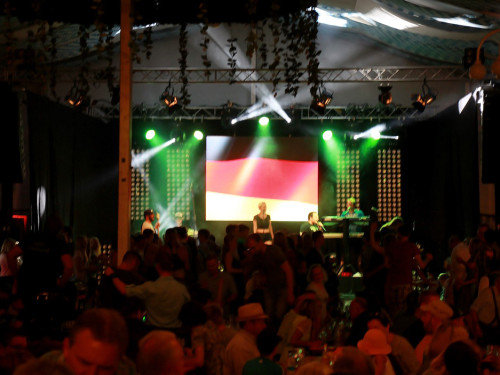 Wiesenfest Schwarzenbach Saale mit Surprise – Foto 2