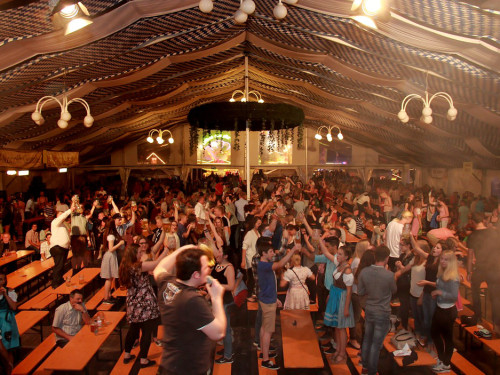 Wiesenfest Schwarzenbach Saale mit Surprise – Foto 19
