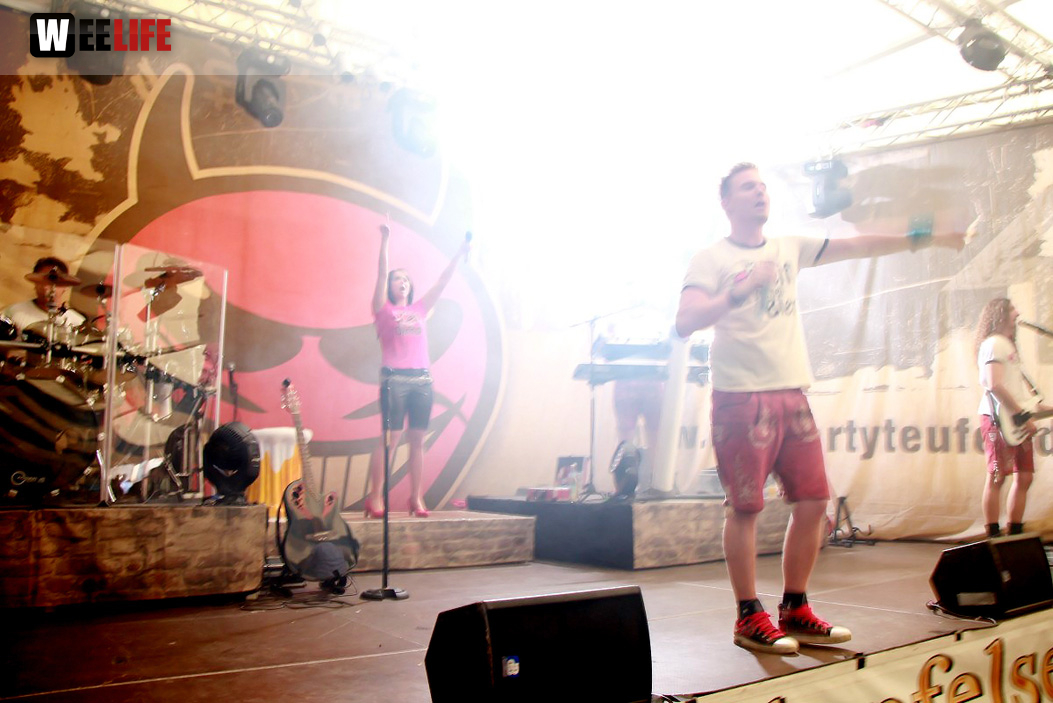 Wiesenfest Helmbrechts mit die Partyteufel