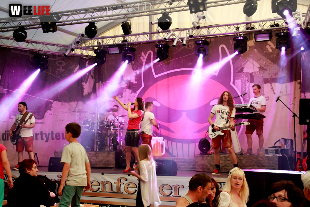 Wiesenfest Helmbrechts mit die Partyteufel