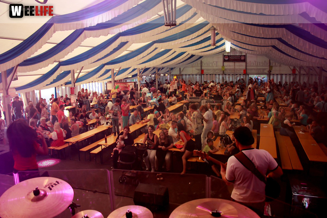Wiesenfest Helmbrechts mit die Partyteufel
