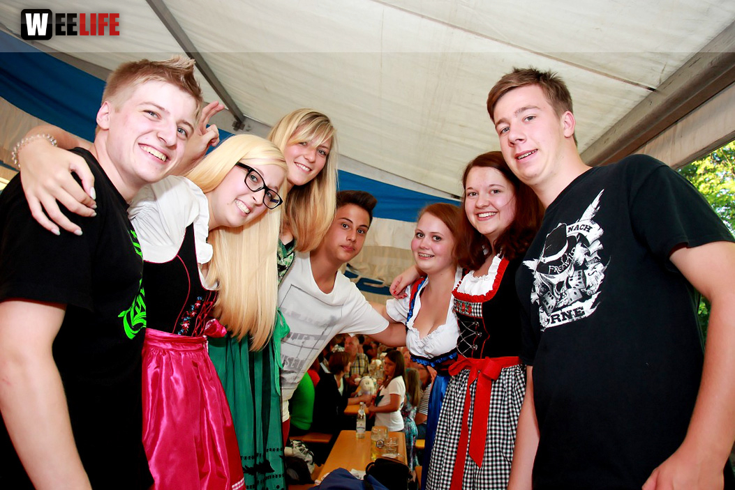 Wiesenfest Helmbrechts mit die Partyteufel