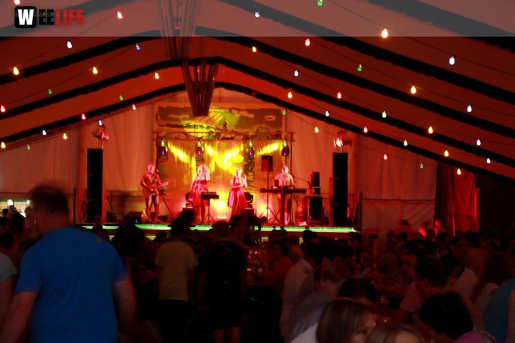 Wiesenfest Selbitz mit Pina Colada Feuerwerk