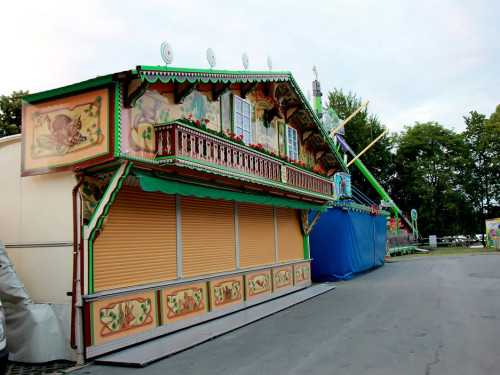 103. Volksfest letzter Aufbau Tag – Foto 23
