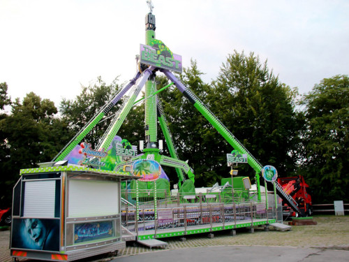 103. Volksfest letzter Aufbau Tag – Foto 25