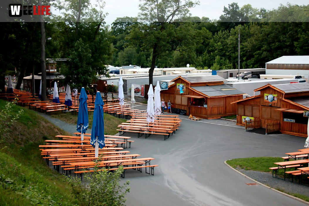 103. Volksfest letzter Aufbau Tag