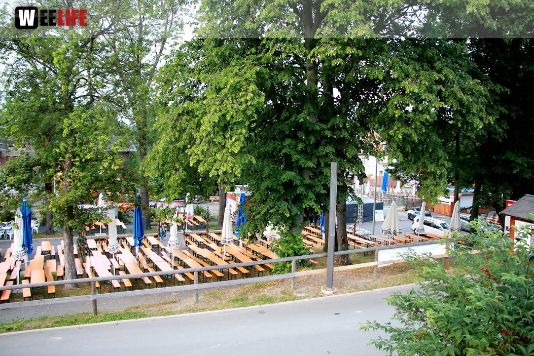 103. Volksfest letzter Aufbau Tag