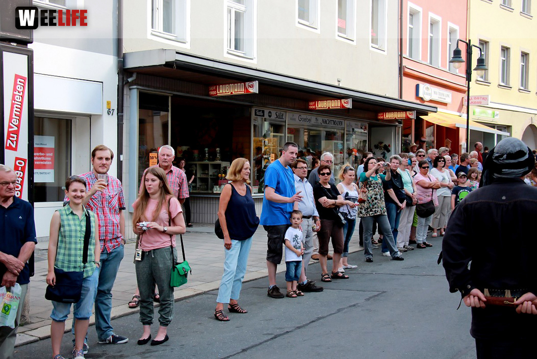103. Hofer Volksfest 1. Tag Umzug Zuschauer