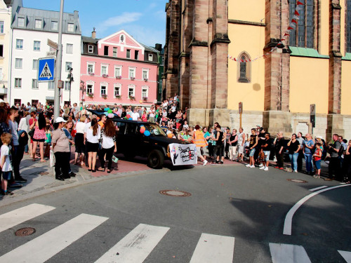103. Hofer Volksfest 1. Tag Umzug Zuschauer – Foto 51