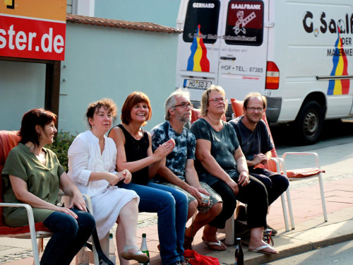 103. Hofer Volksfest 1. Tag Umzug Zuschauer – Foto 78