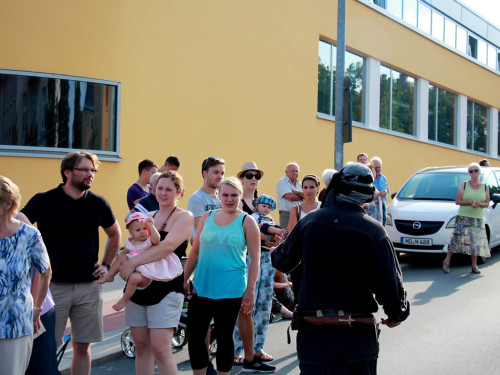103. Hofer Volksfest 1. Tag Umzug Zuschauer – Foto 94