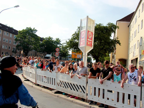 103. Hofer Volksfest 1. Tag Umzug Zuschauer – Foto 119