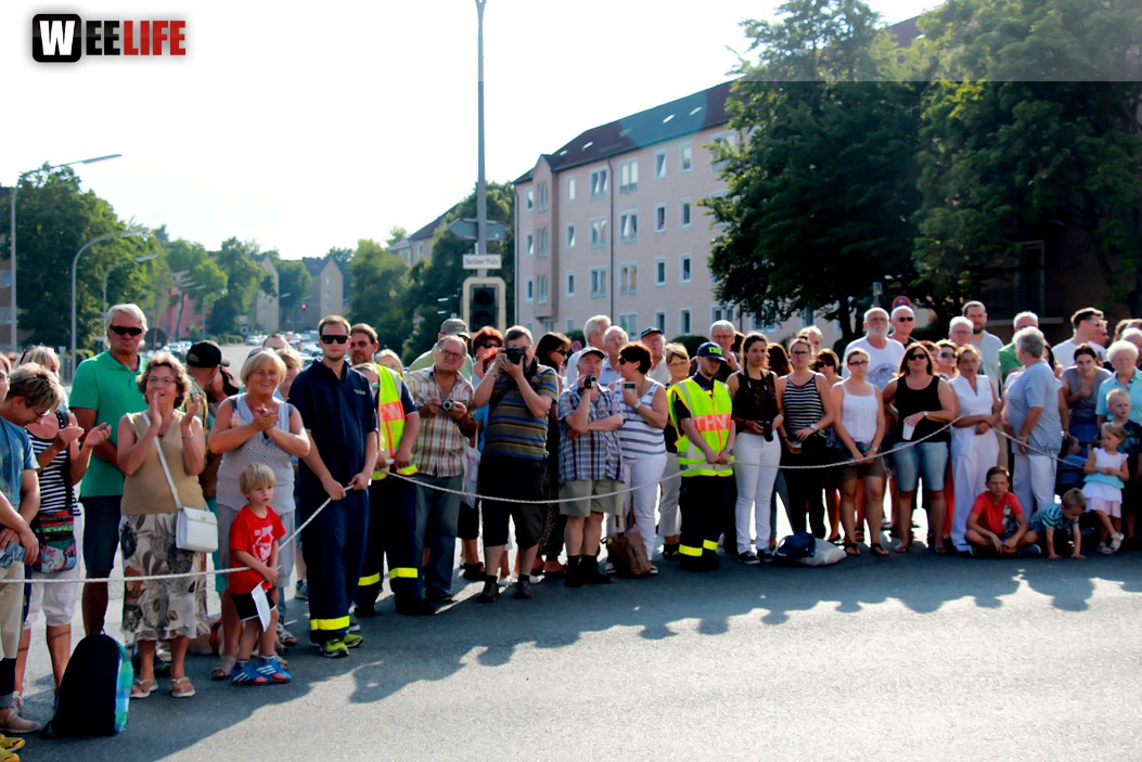 103. Hofer Volksfest 1. Tag Umzug Zuschauer