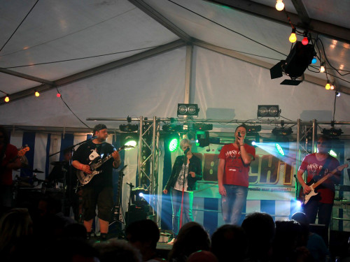 Sportfest FC Wiesla mit der Partyband Obacht – Foto 4