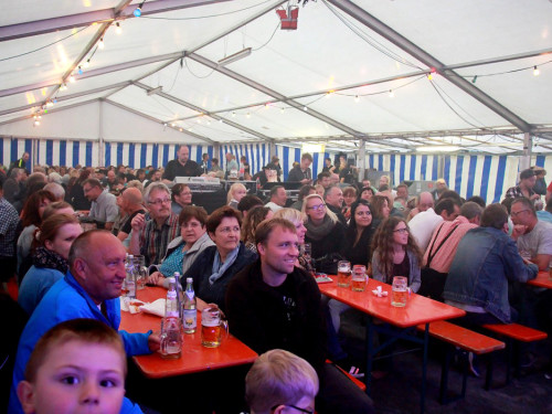 Sportfest FC Wiesla mit der Partyband Obacht – Foto 17
