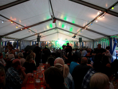Sportfest FC Wiesla mit der Partyband Obacht – Foto 24